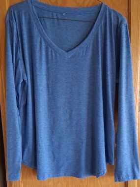 Women's Blue V-Neck Long Sleeve Top Size 2XL